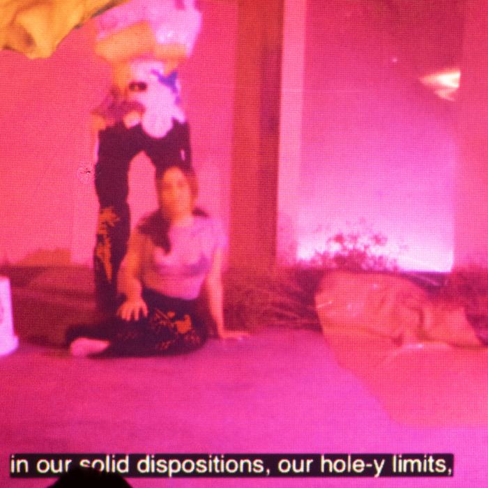 Carla Tapparo, I always dance alone/I never dance alone, 2021, travail de Master. Photo: Laura Morier-Genoud / EDHEA